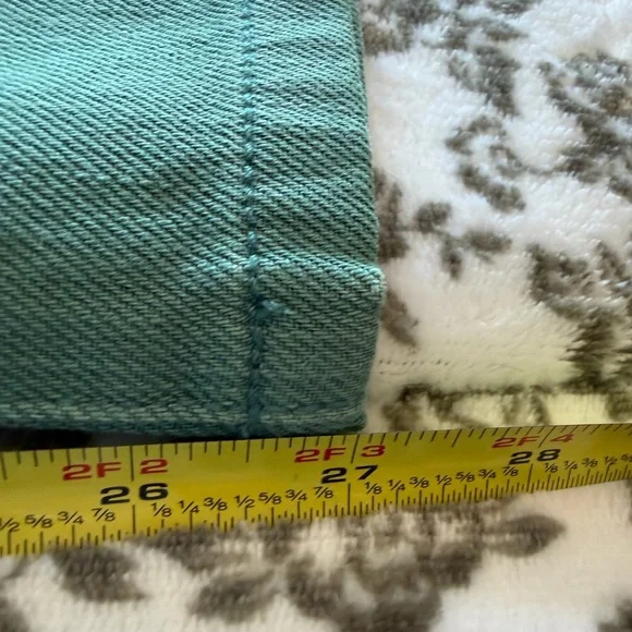 CAbi Green Austin Jeans - Picture 10 of 12